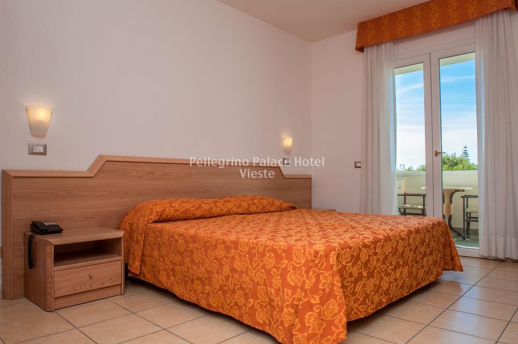 Pellegrino Palace Hotel Vieste Bagian luar foto